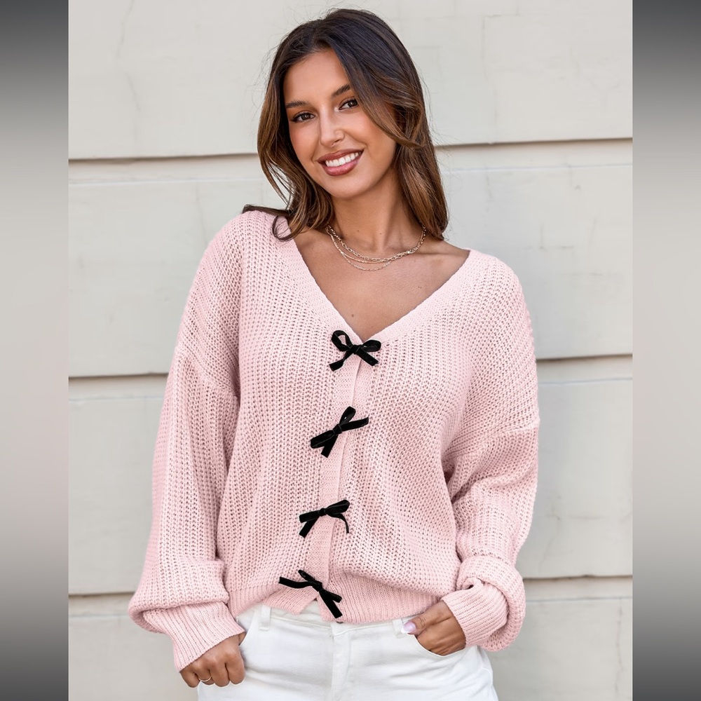 Cupshe Women's Pink Sweater with Black Bow Accents